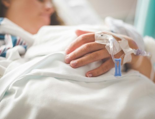 Social Media in Kliniken: notwendig, riskant und steuerbar
